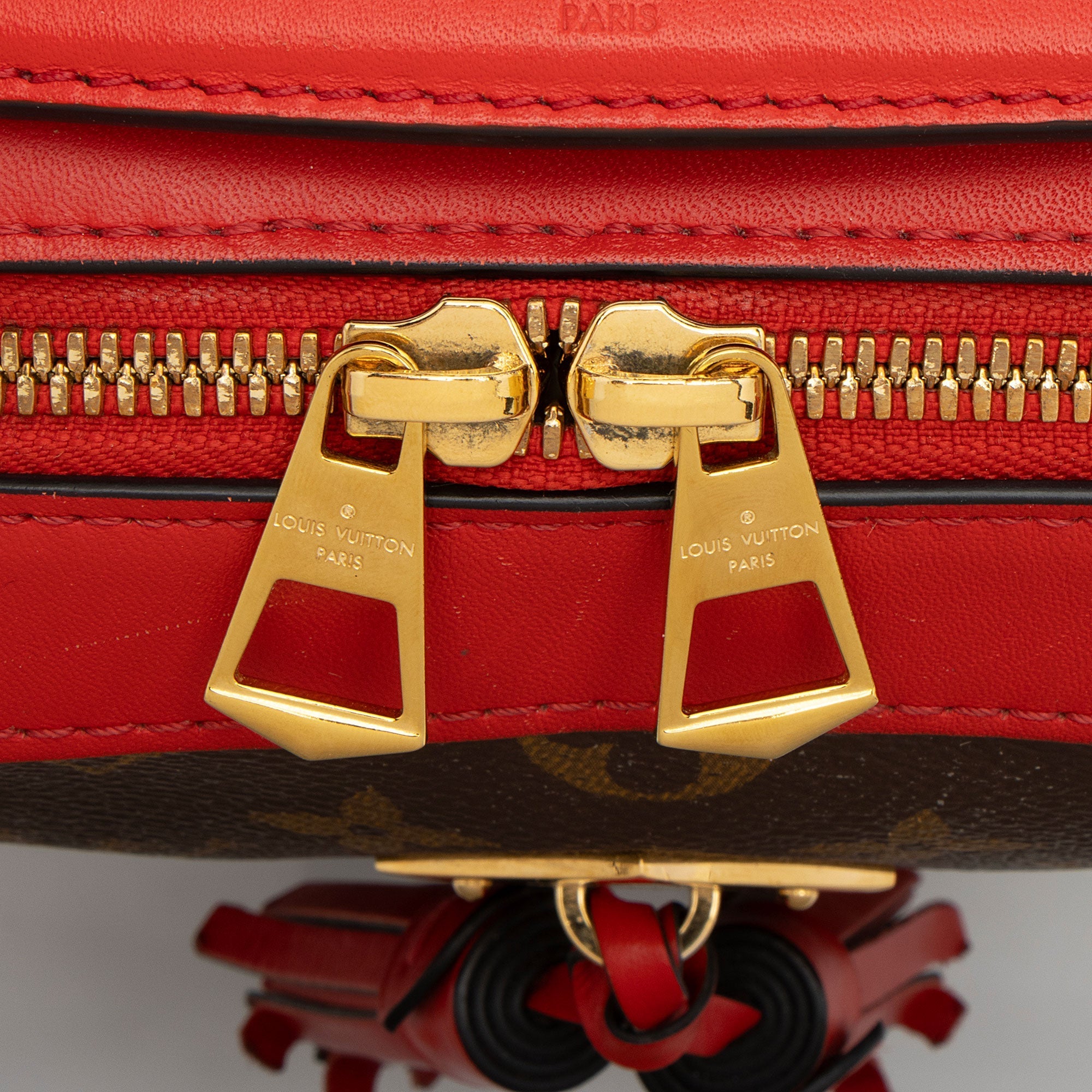 Louis Vuitton Monogram Canvas Saintonge Shoulder Bag