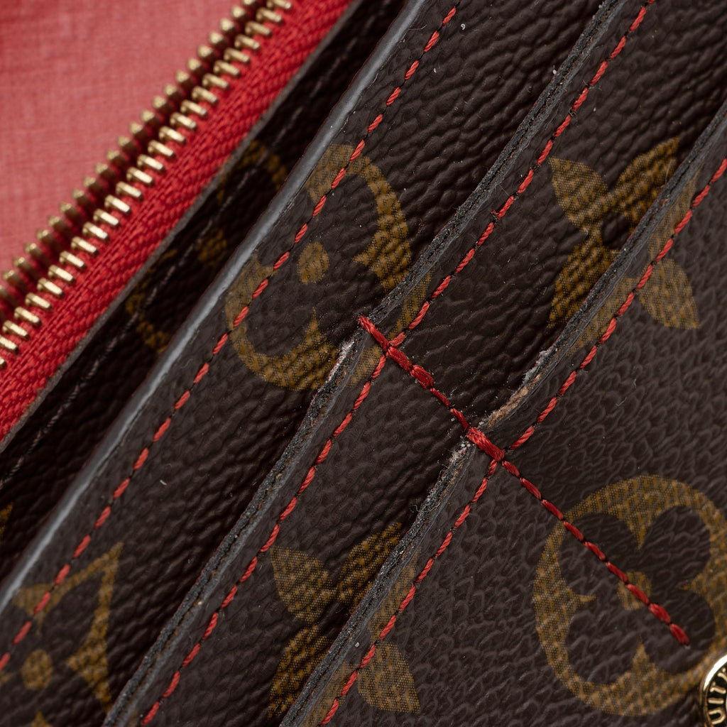 Louis Vuitton Monogram Canvas Sarah Retiro Wallet (SHF-VGJetS)