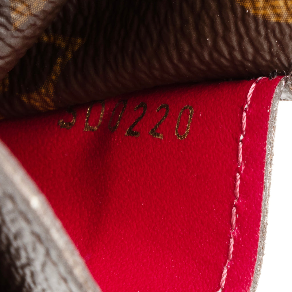 Louis Vuitton Monogram Canvas Sarah Wallet (SHF-fTT2PH)