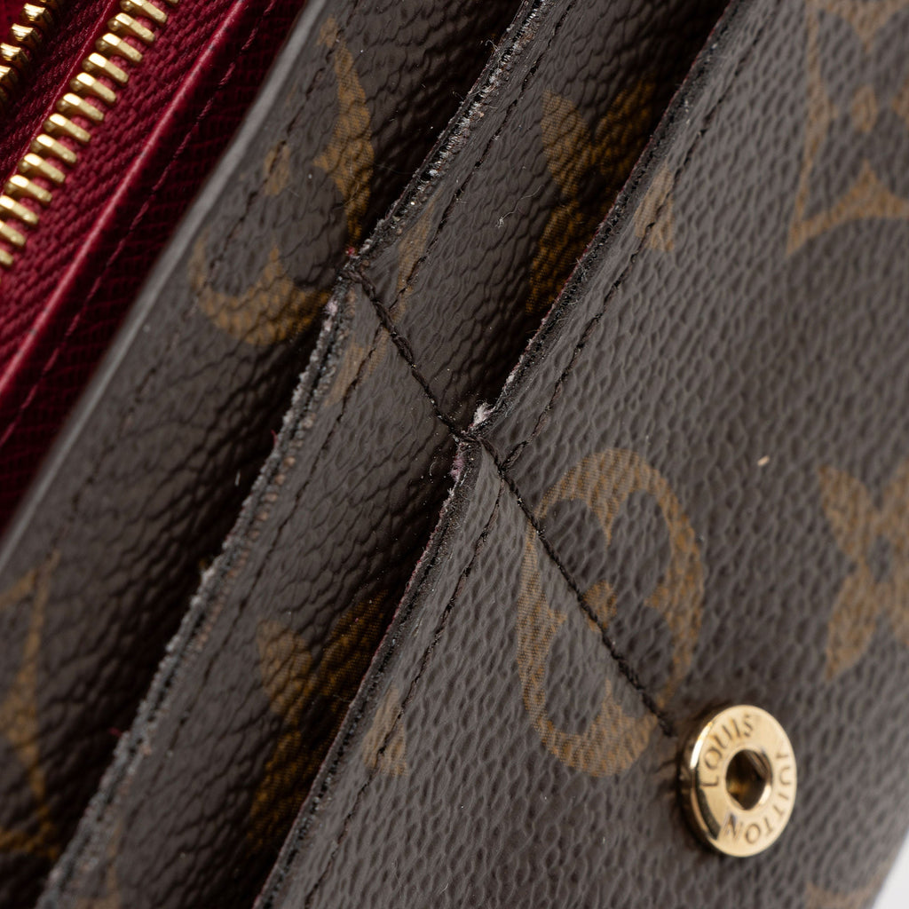 Louis Vuitton Monogram Canvas Sarah Wallet (SHF-VICykF)