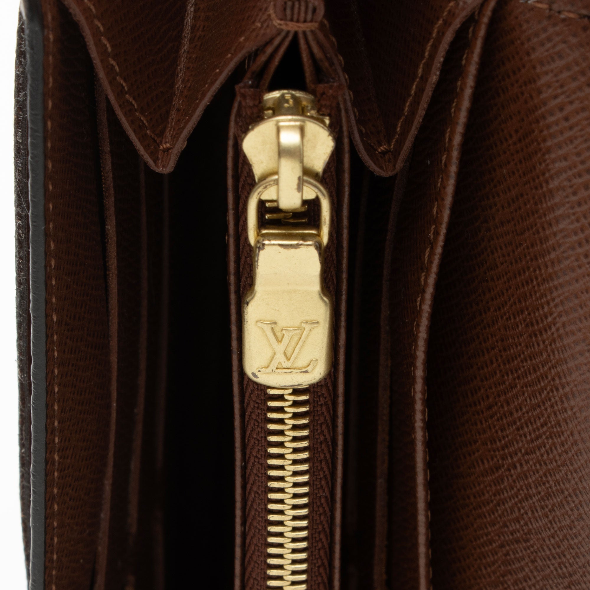 Louis Vuitton Monogram Canvas Sarah Wallet (SHF-fnFJ8W)