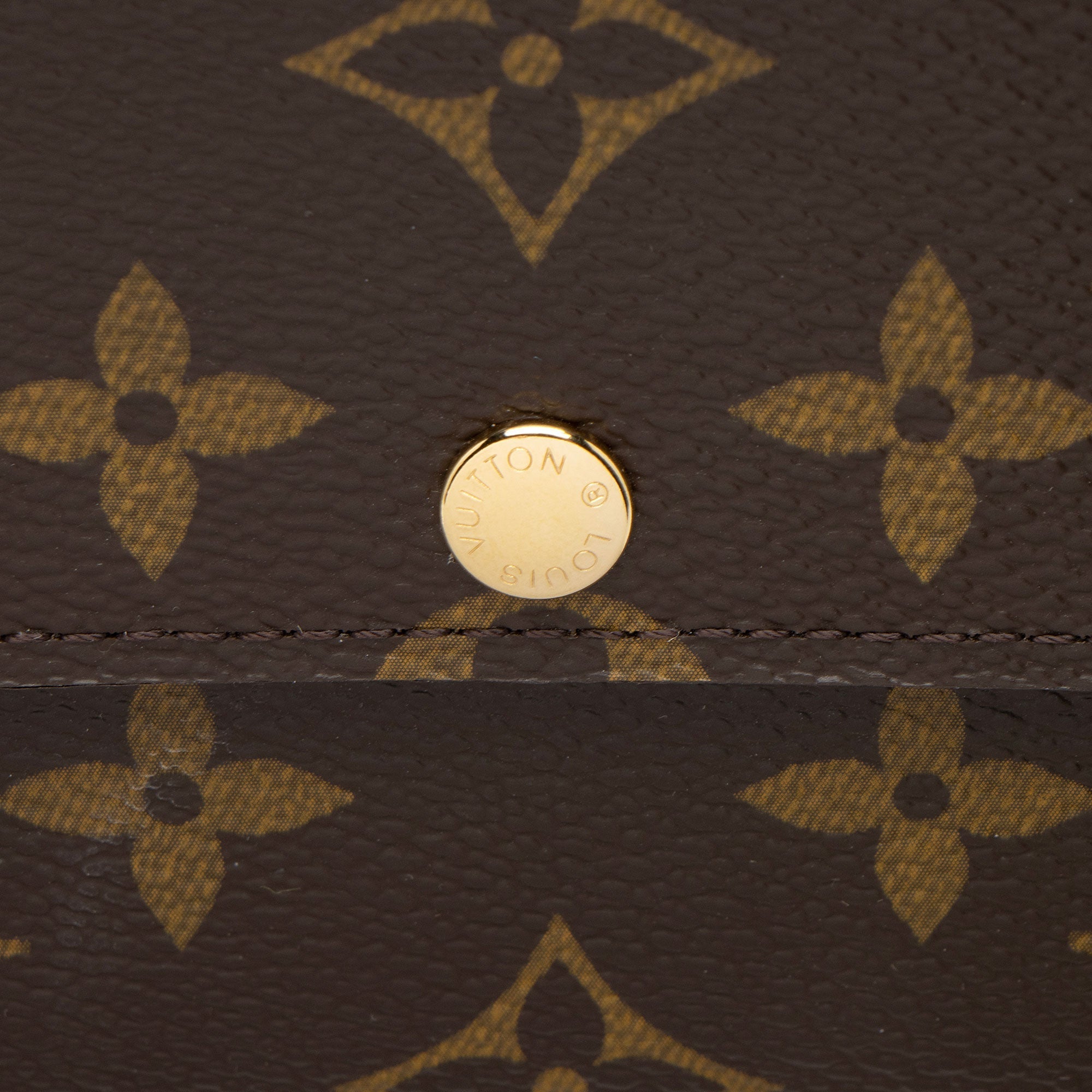 Louis Vuitton Monogram Canvas Sarah Wallet (SHF-ij9MfR)