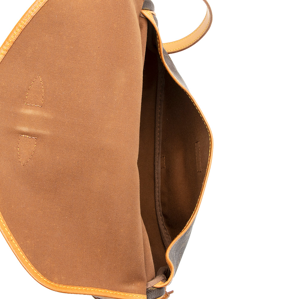 Louis Vuitton  Monogram Canvas Saumur 30 Messenger Bag - FINAL SALE (SHF-20345)
