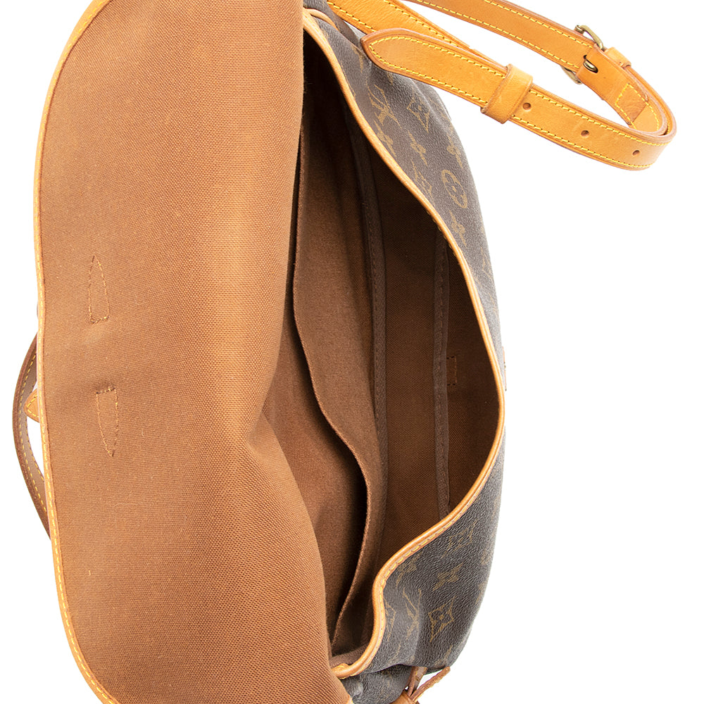 Louis Vuitton  Monogram Canvas Saumur 30 Messenger Bag - FINAL SALE (SHF-20345)