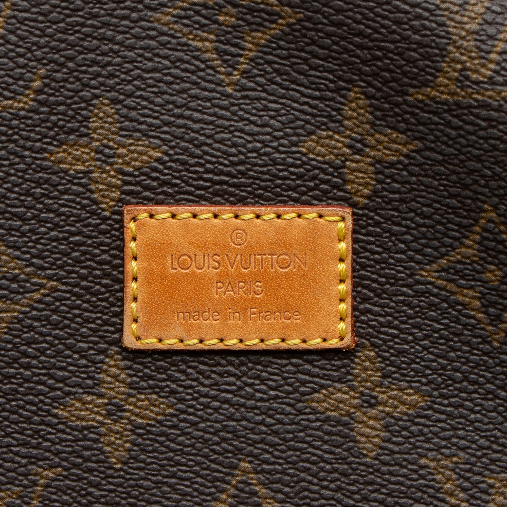 Louis Vuitton Monogram Canvas Saumur 30 Messenger
