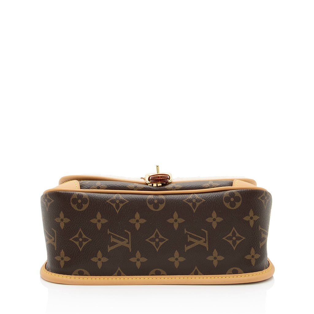 Louis Vuitton Monogram Canvas Shearling Cozygram Diane Shoulder Bag (SHF-zHKCJF)