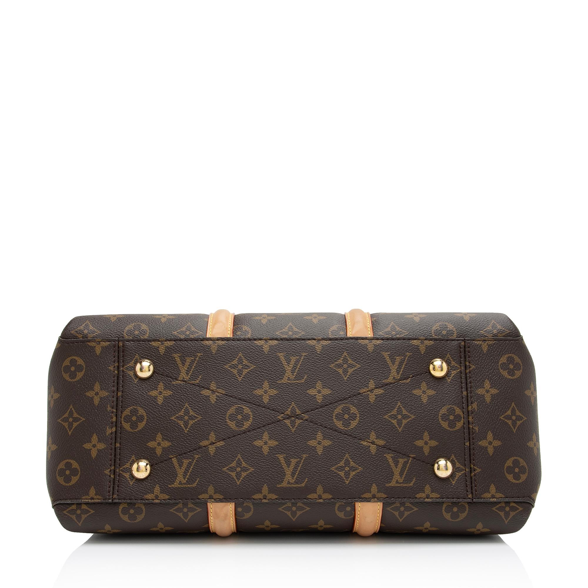Louis Vuitton Monogram Canvas Soufflot MM Satchel (SHF-cmgf52)