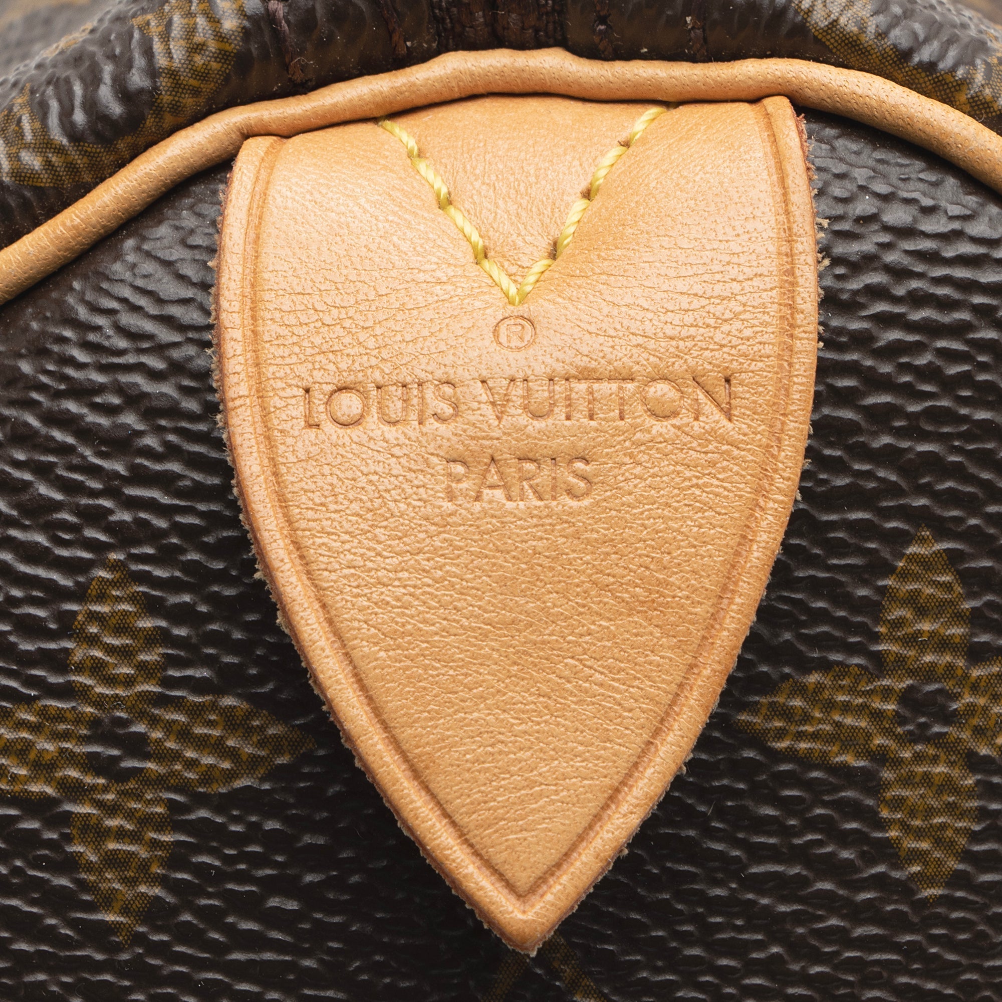 Louis Vuitton Monogram Canvas Speedy 25 Satchel (SHF-23455)