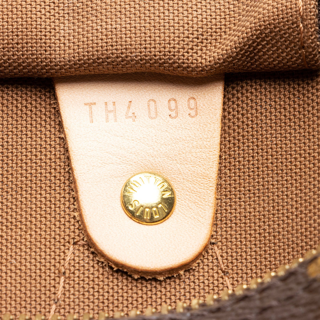 Louis Vuitton Monogram Canvas Speedy 30 Satchel (SHF-22760)