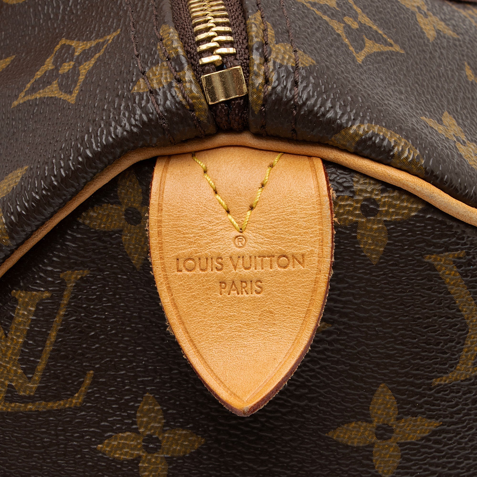 Louis Vuitton Monogram Canvas Speedy 30 Satchel (SHF-8PH2A9)