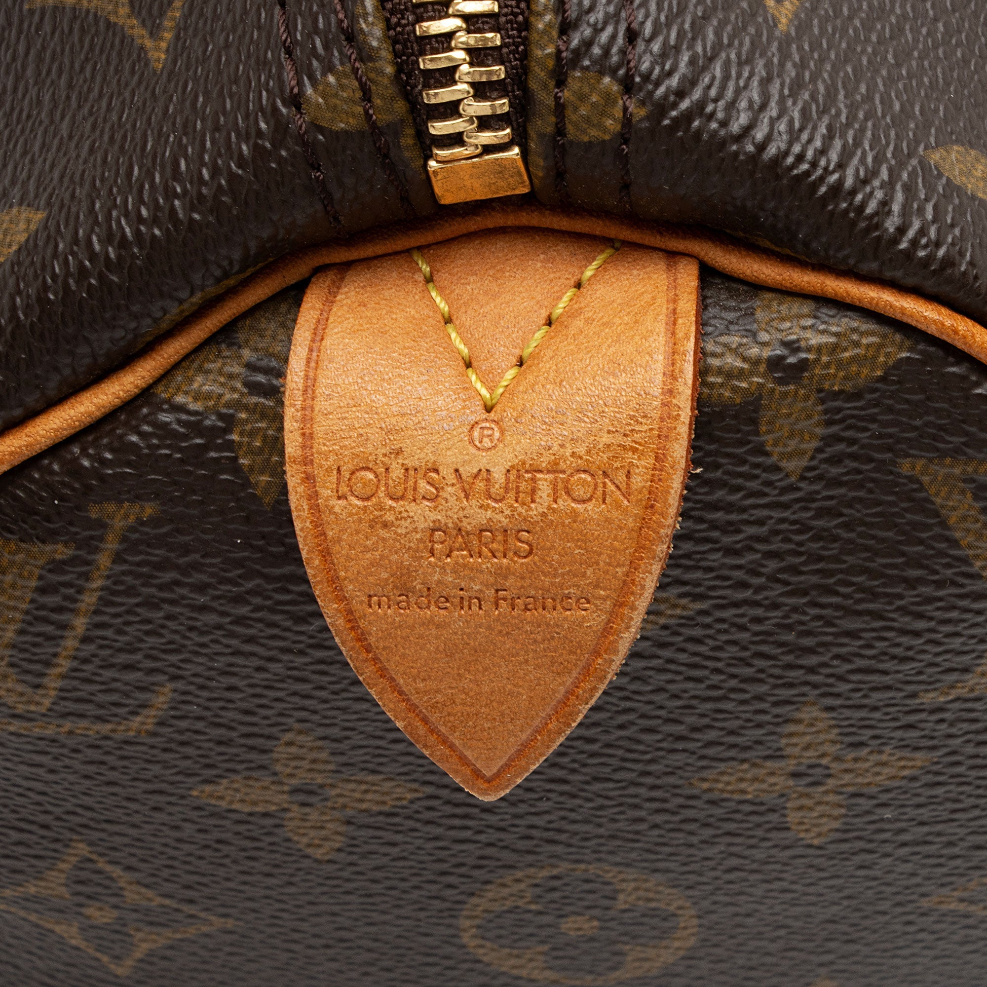 Louis Vuitton Monogram Canvas Speedy 30 Satchel (SHF-ru909w)
