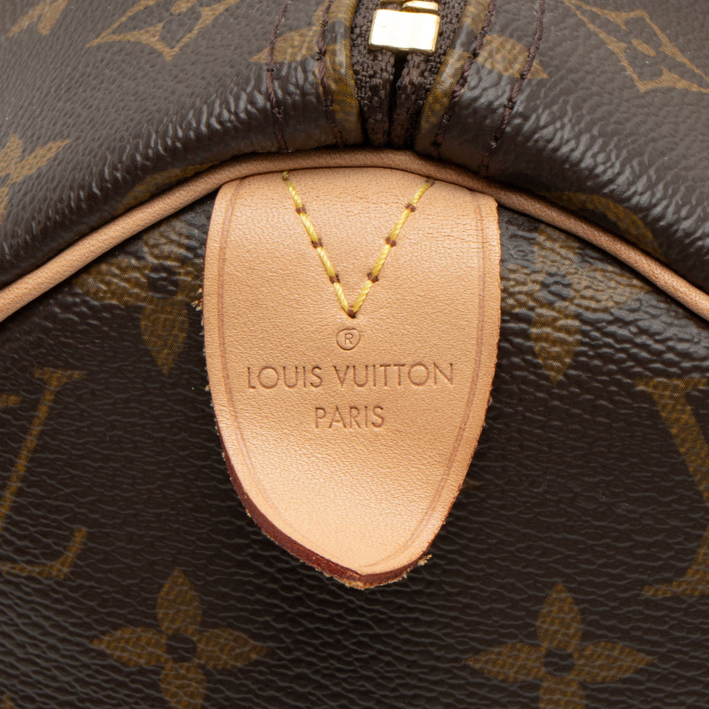 Louis Vuitton Monogram Canvas Speedy 30 Satchel (SHF-FEwSl3)