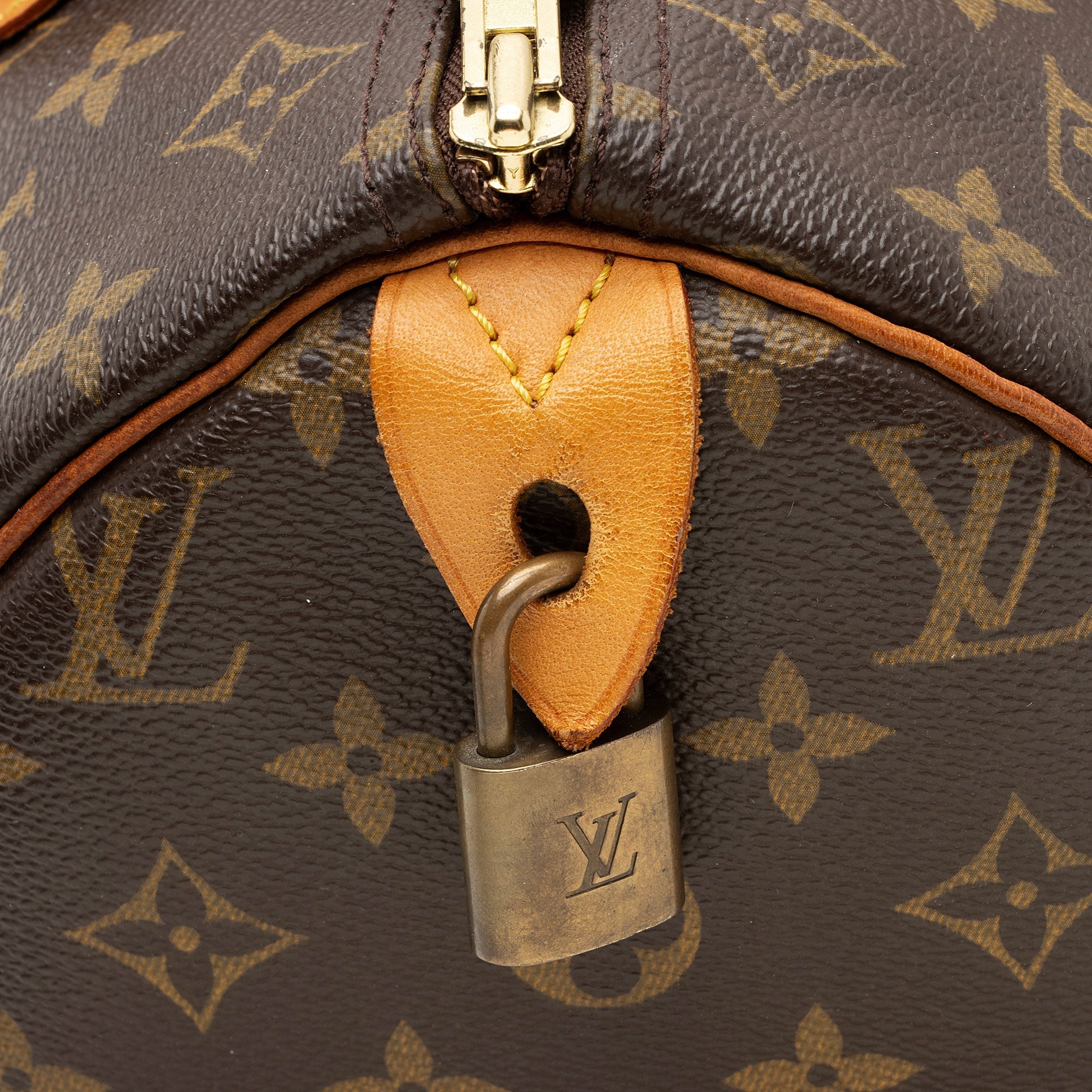 Louis Vuitton Monogram Canvas Speedy 30 Satchel (SHF-wQGZmO)