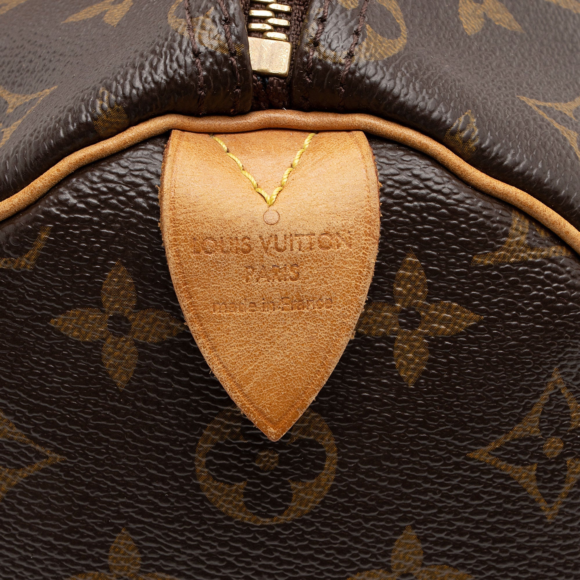 Louis Vuitton Monogram Canvas Speedy 35 Satchel (SHF-wdK2Fs)