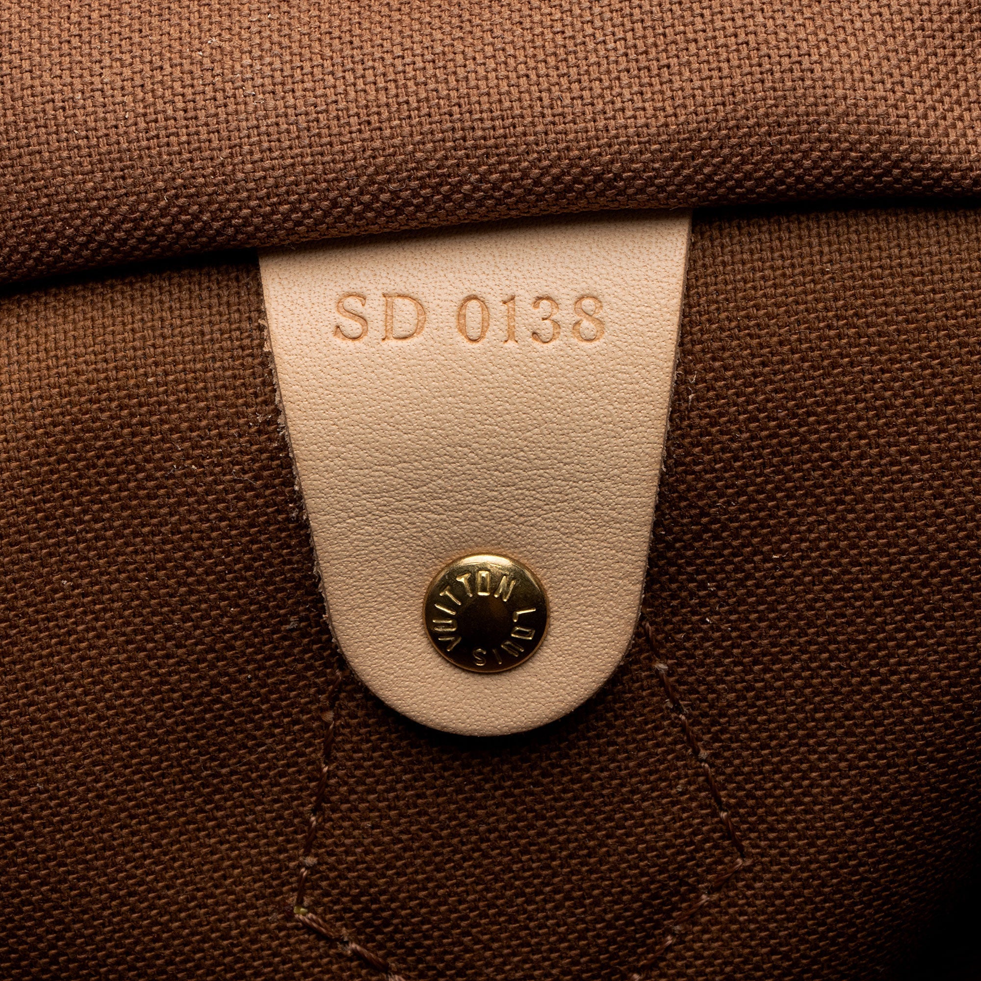 Louis Vuitton Monogram Canvas Speedy 40 Satchel (SHF-Z2EgbN)