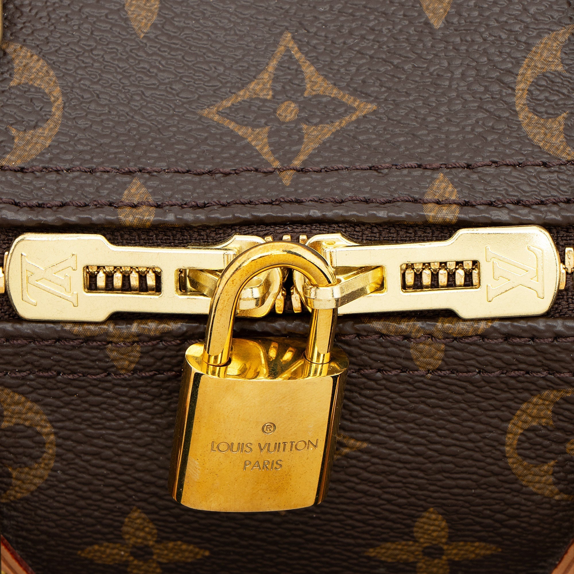 Louis Vuitton Monogram Canvas Speedy Bandouliere 25 Satchel (SHF-3K4Gdy)