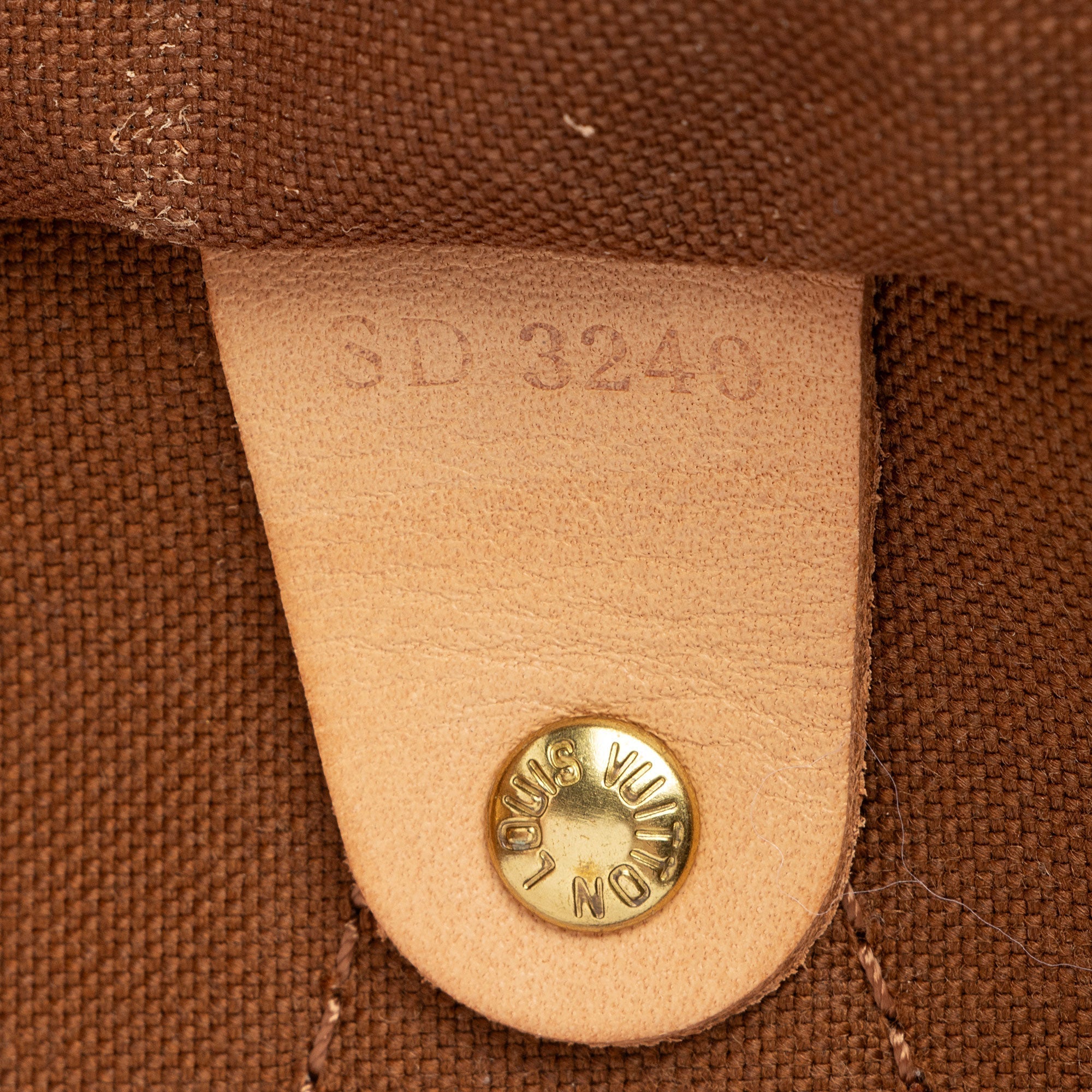 Louis Vuitton Monogram Canvas Speedy Bandouliere 30 Satchel (SHF-mXkVyF)