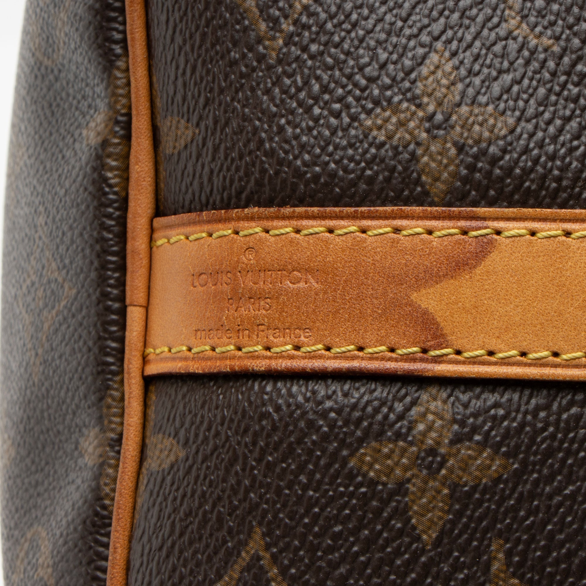 Louis Vuitton Monogram Canvas Speedy Bandouliere 35 Satchel (SHF-J30zzA)