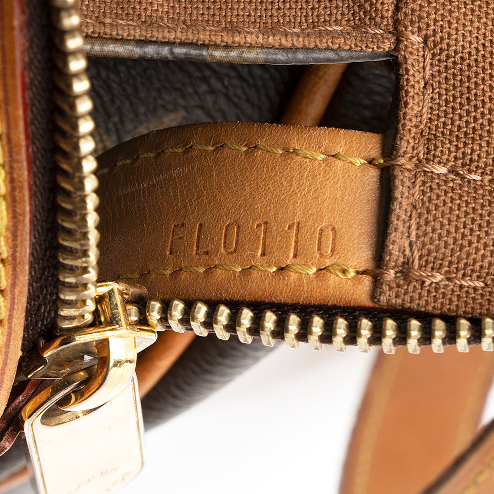 Louis Vuitton Monogram Canvas Stresa PM Shoulder Bag (SHF-20014)