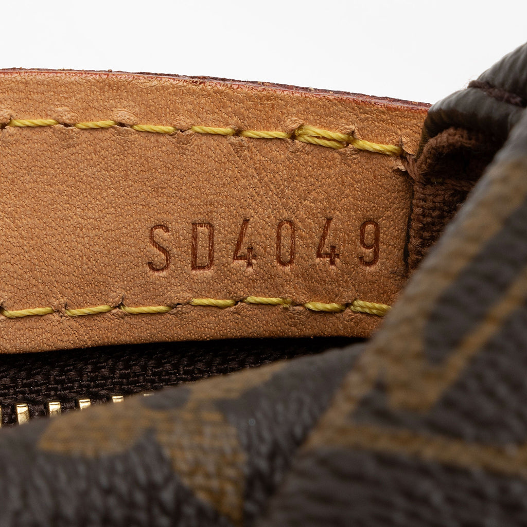 Louis Vuitton Monogram Canvas Stresa PM Shoulder Bag (SHF-sktjr4)