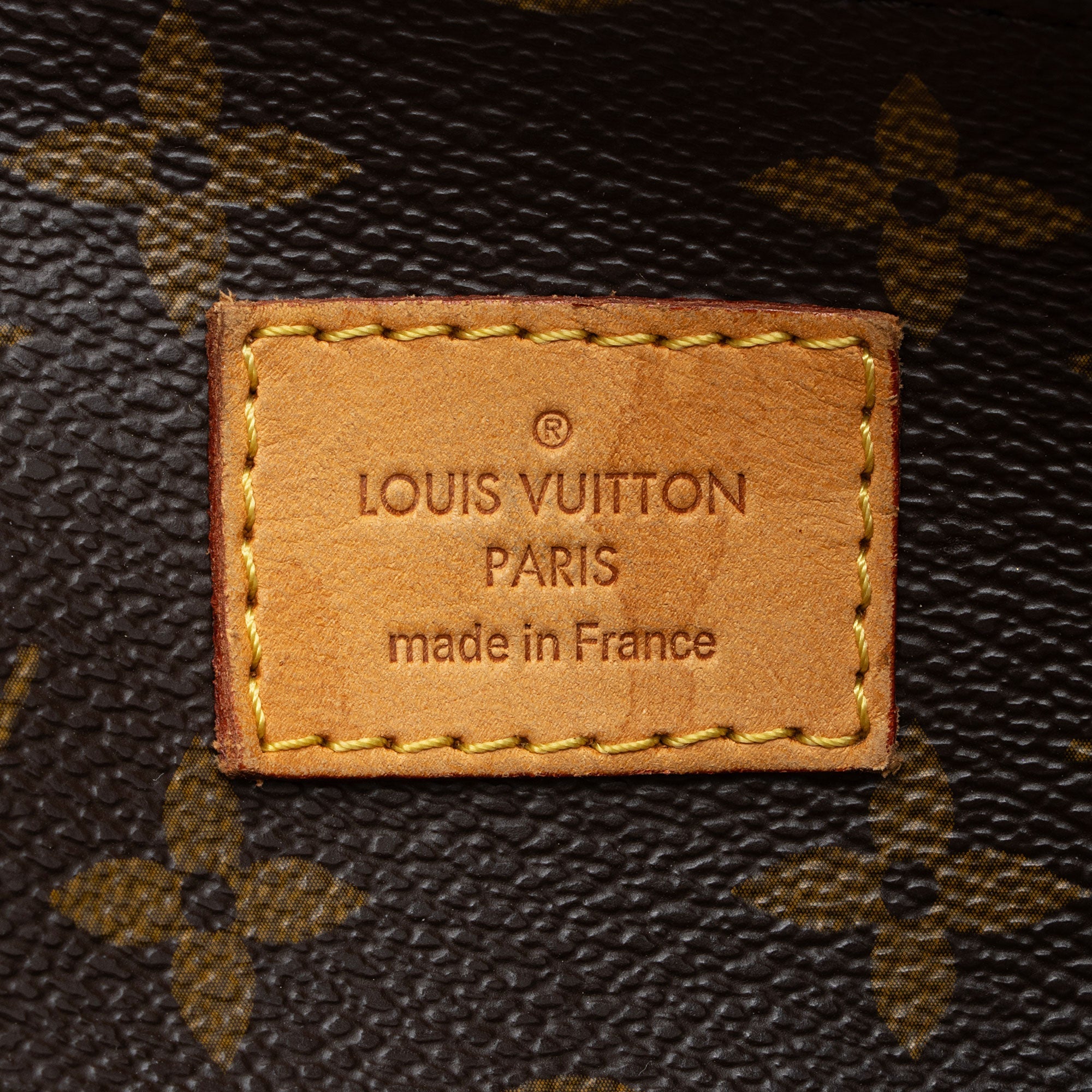 Louis Vuitton Monogram Canvas Sully MM Shoulder Bag (SHF-mUCs0n)
