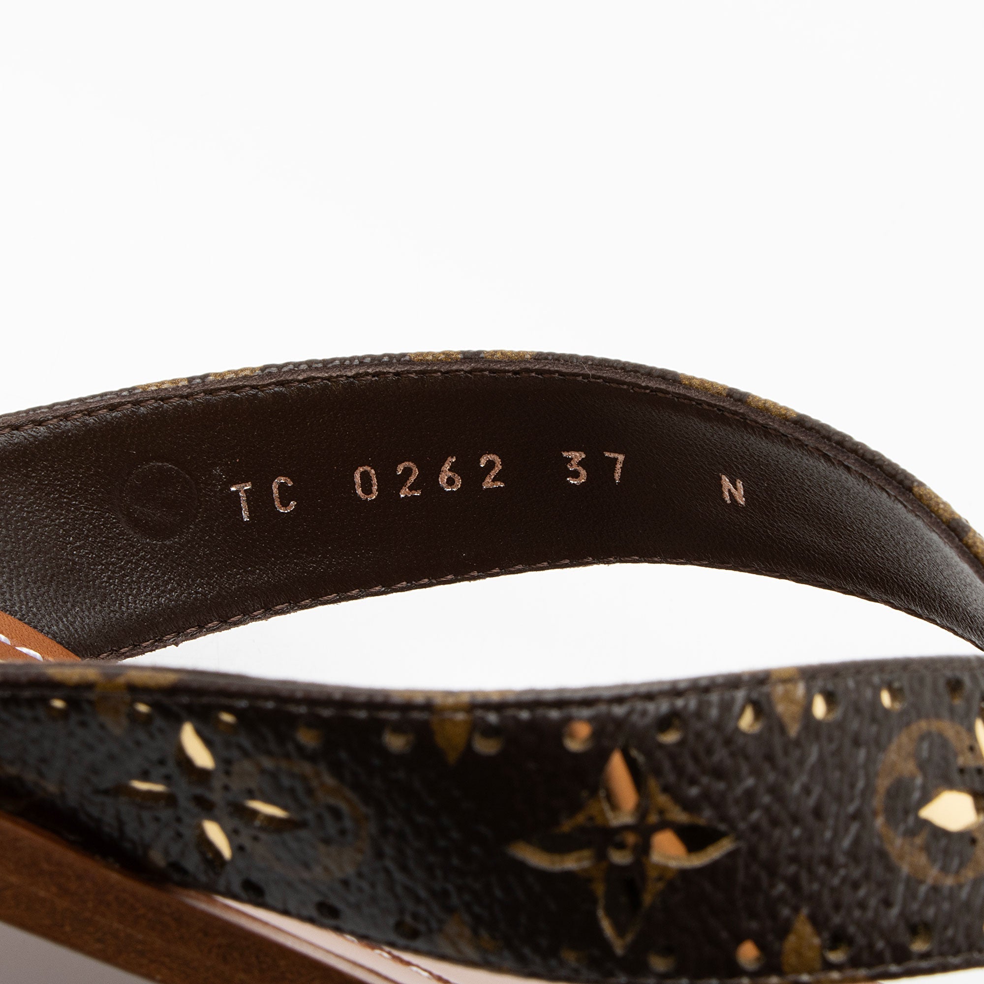 Louis Vuitton Monogram Canvas Sunny Thong Sandals - Size 7 / 37