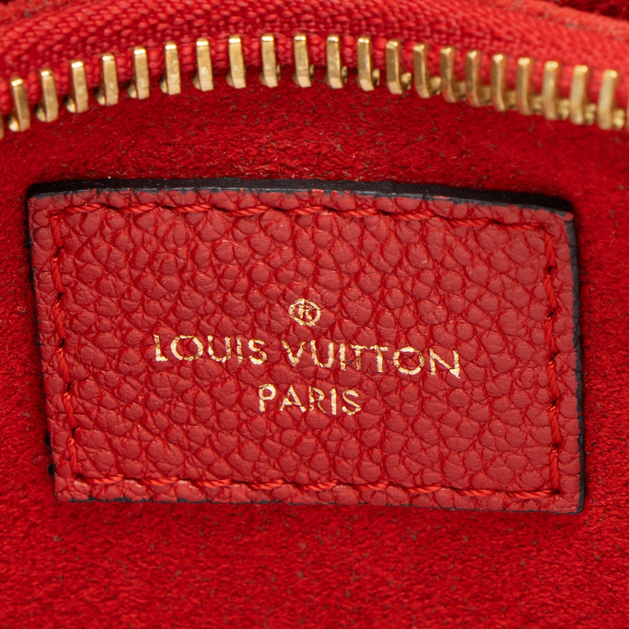 Louis Vuitton Monogram Canvas Surene BB Tote (SHF-uHDWtq)