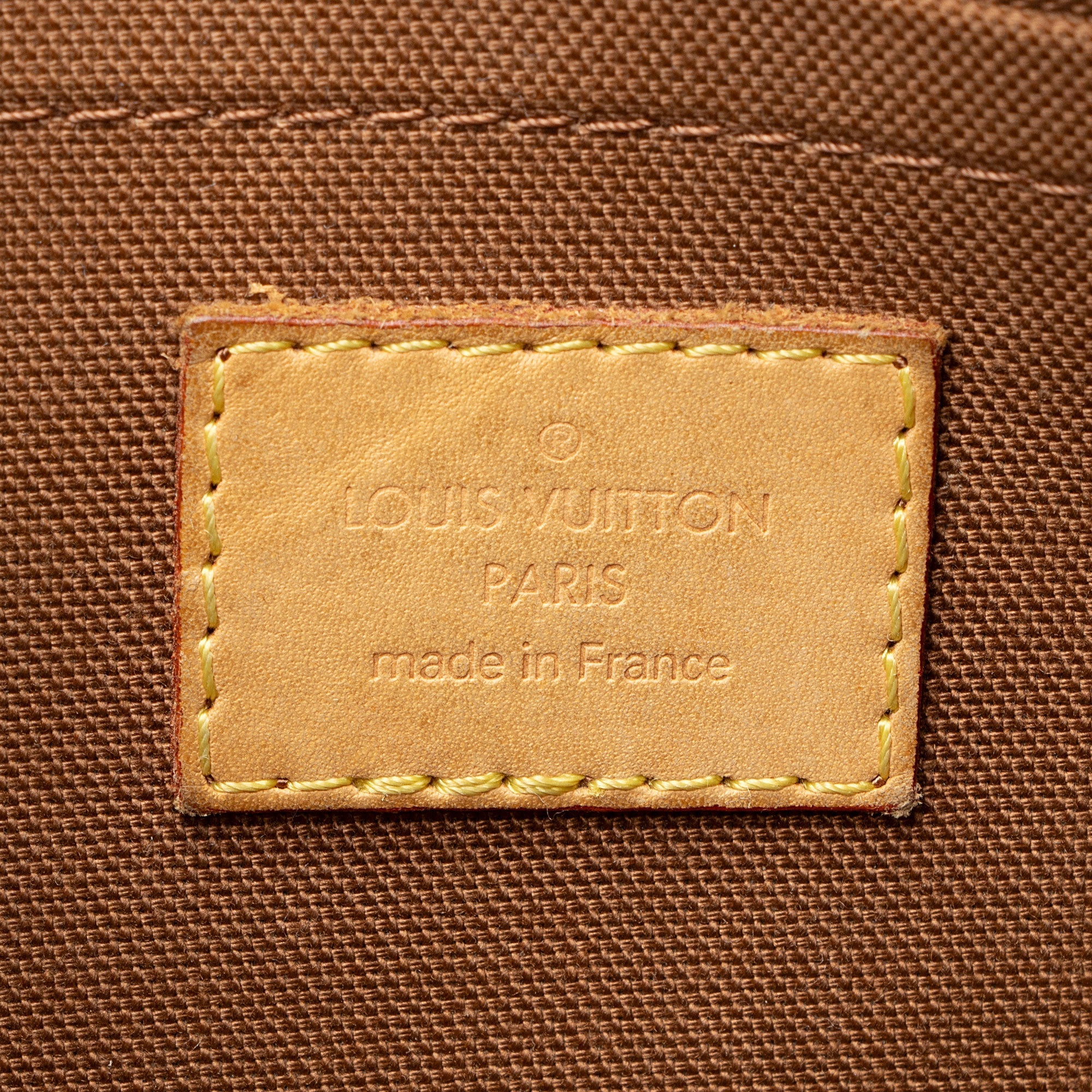Louis Vuitton Monogram Canvas Thames PM Shoulder Bag