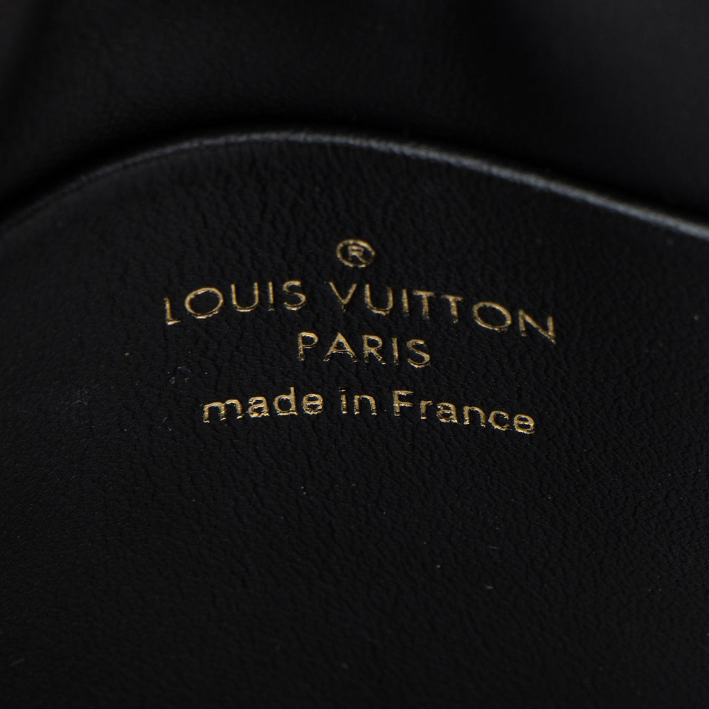Louis Vuitton Monogram Canvas Thelma Pochette