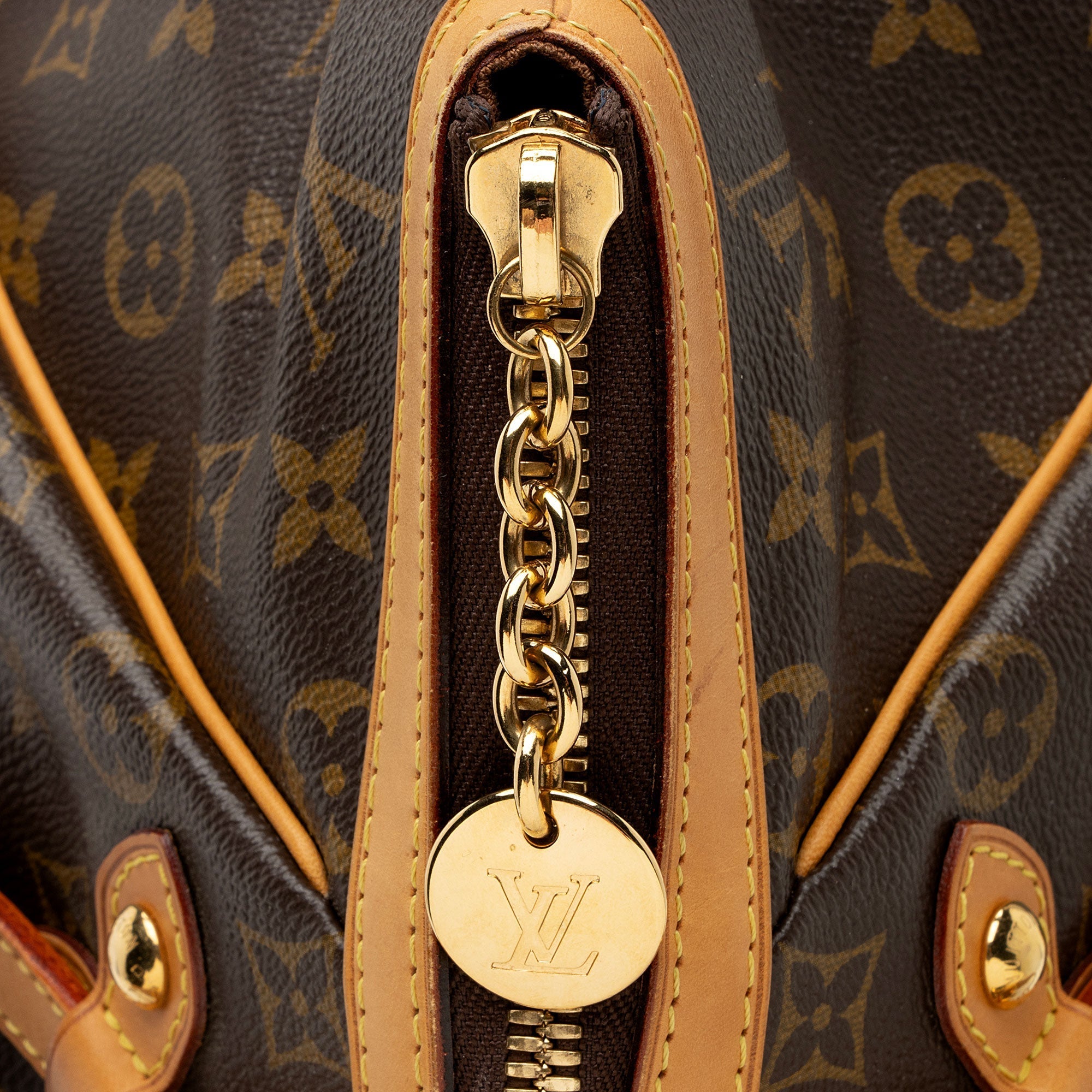 Louis Vuitton Monogram Canvas Tivoli GM Satchel (SHF-63a1Ei)