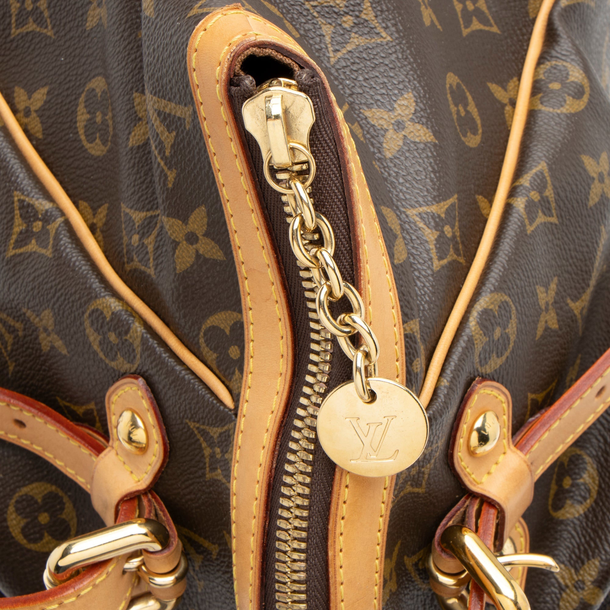 Louis Vuitton Monogram Canvas Tivoli GM Satchel (SHF-5xIlxW)