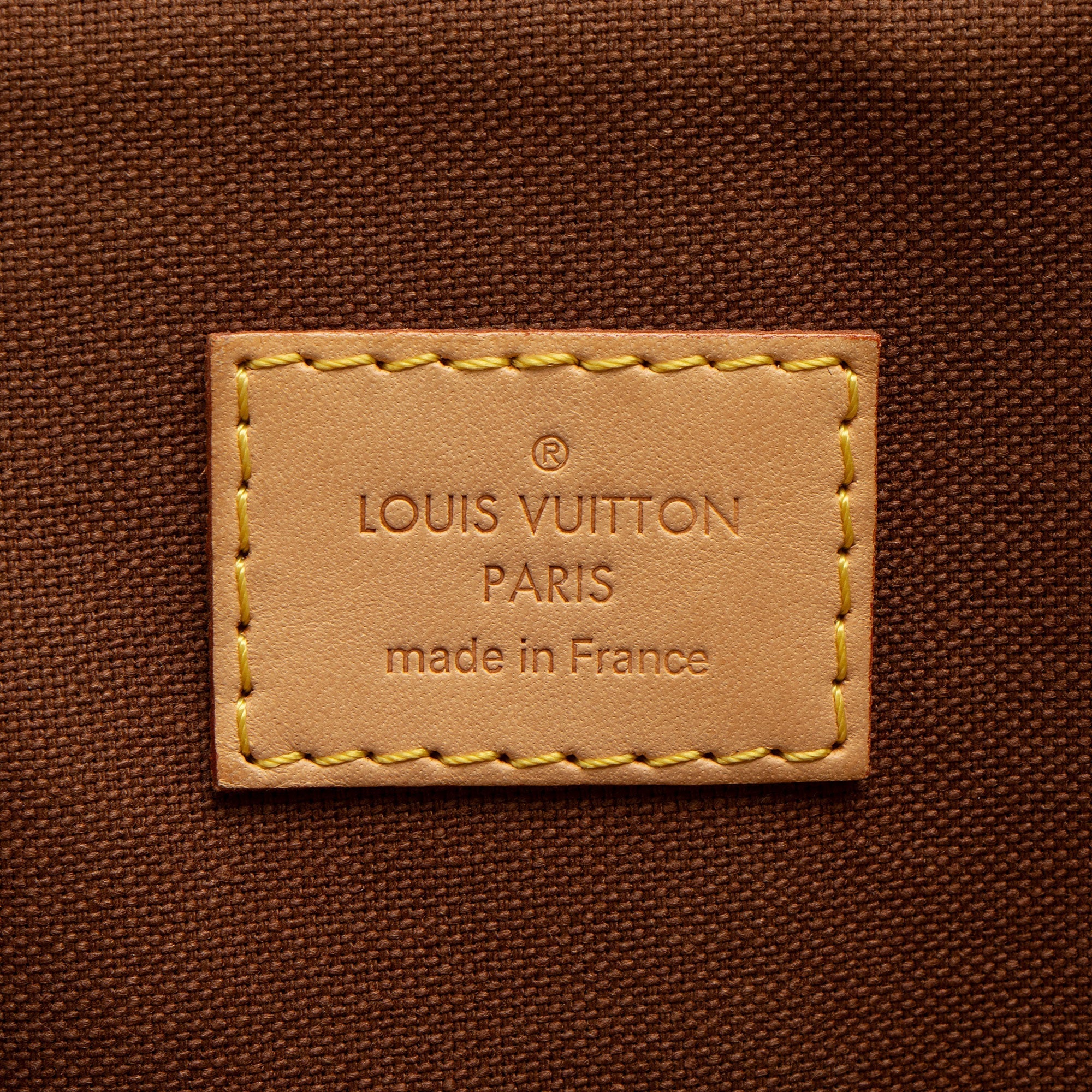 Louis Vuitton Monogram Canvas Tivoli GM Satchel (SHF-ijHh4x)