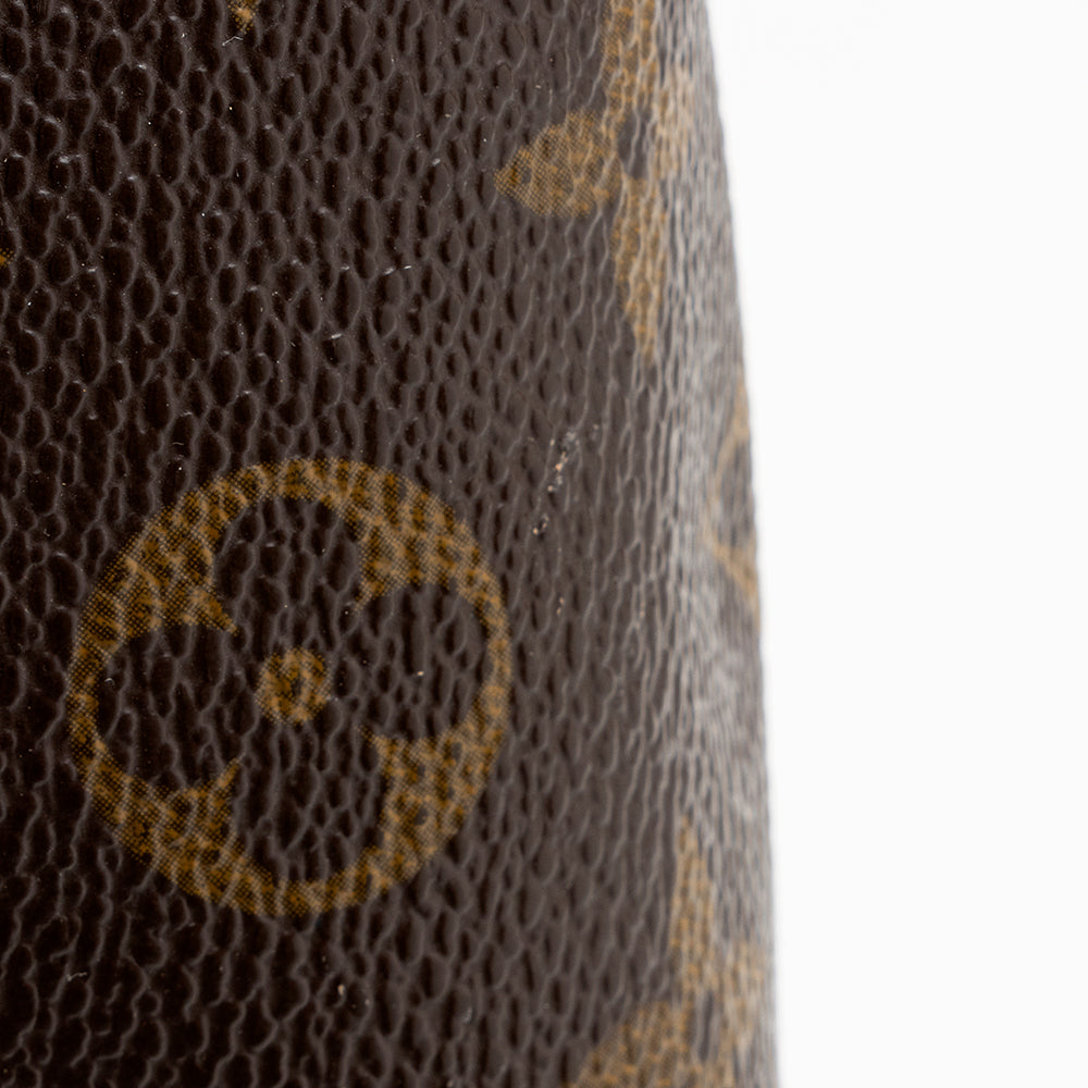 Louis Vuitton Monogram Canvas Toiletry Pouch 15 (SHF-15882)