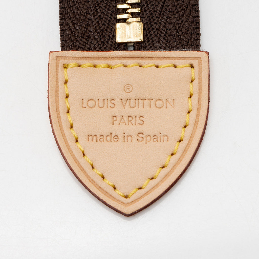 Louis Vuitton Monogram Canvas Toiletry Pouch 15 (SHF-HH8DGD)