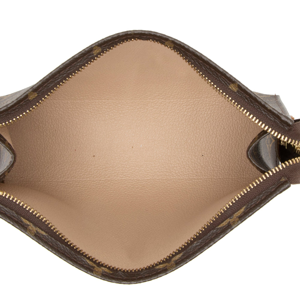 Louis Vuitton Monogram Canvas Toiletry Pouch 19 (SHF-aypwnO)