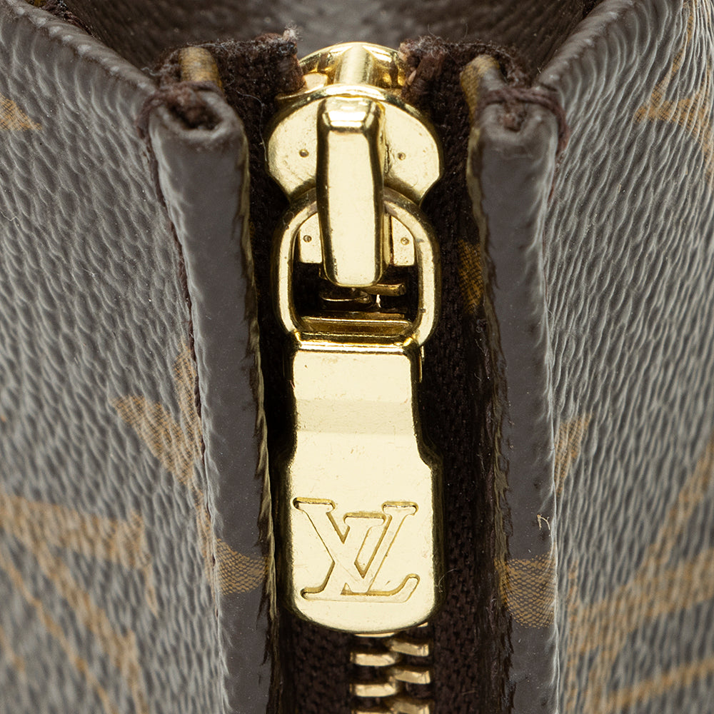 Louis Vuitton Monogram Canvas Toiletry Pouch 26 (SHF-21737)