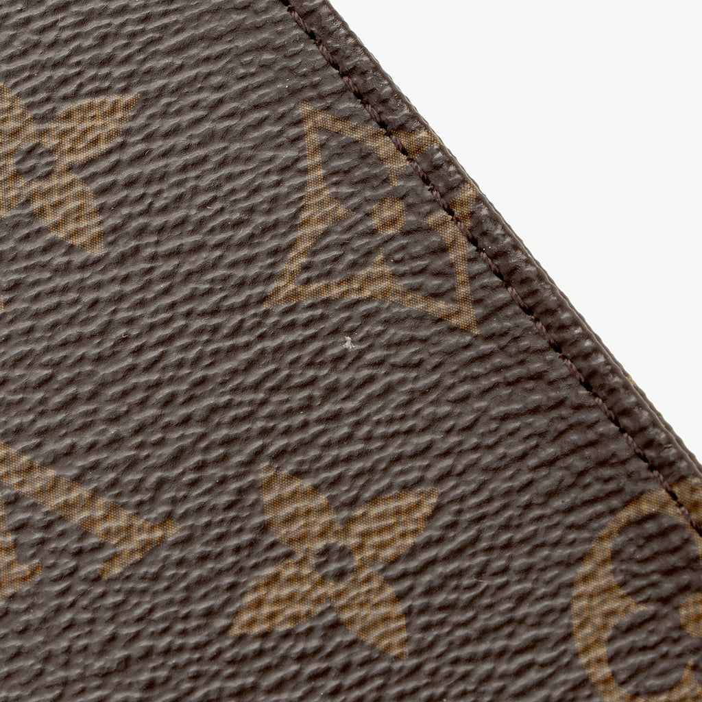 Louis Vuitton Monogram Canvas Toiletry Pouch 26 (SHF-22359)