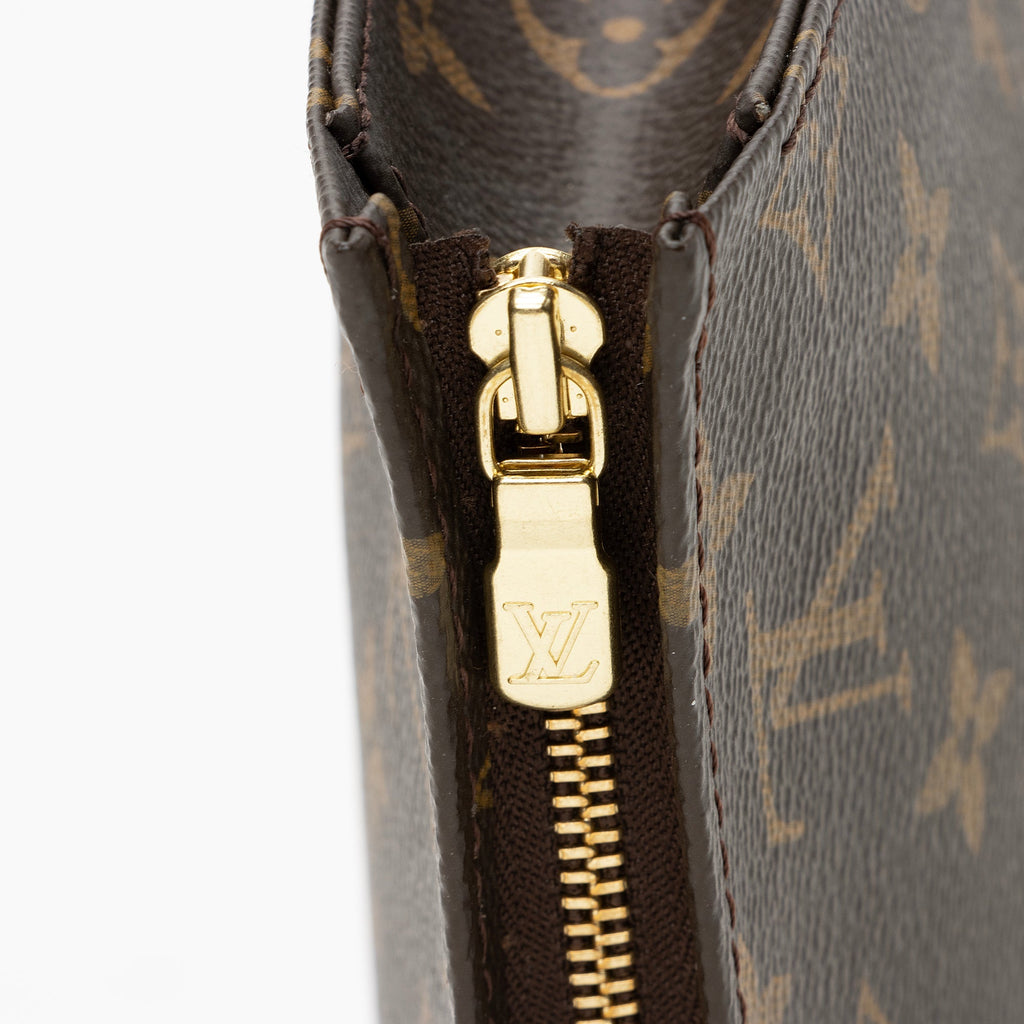 Louis Vuitton Monogram Canvas Toiletry Pouch 26 (SHF-22773)