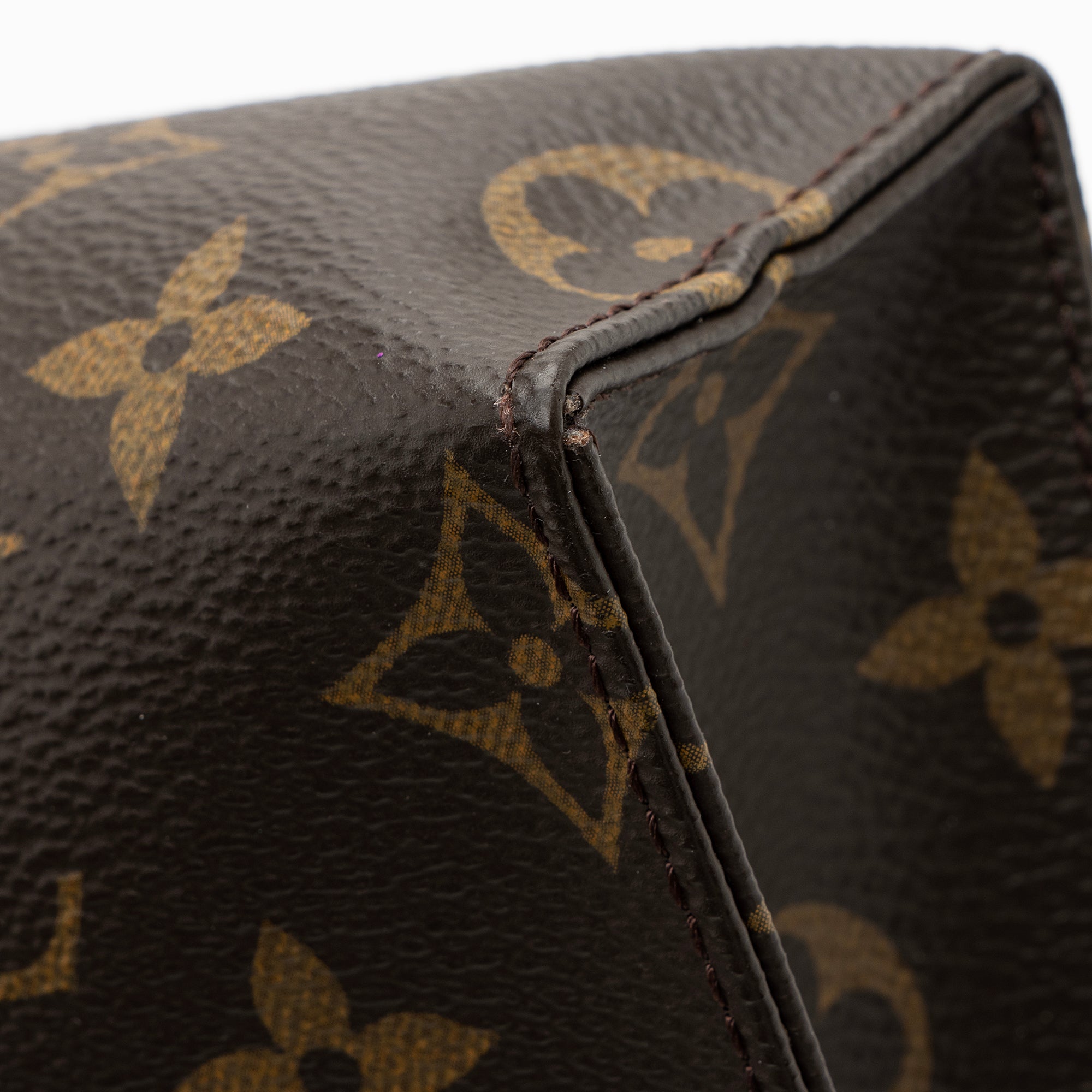Louis Vuitton Monogram Canvas Toiletry Pouch 26 (SHF-22773)