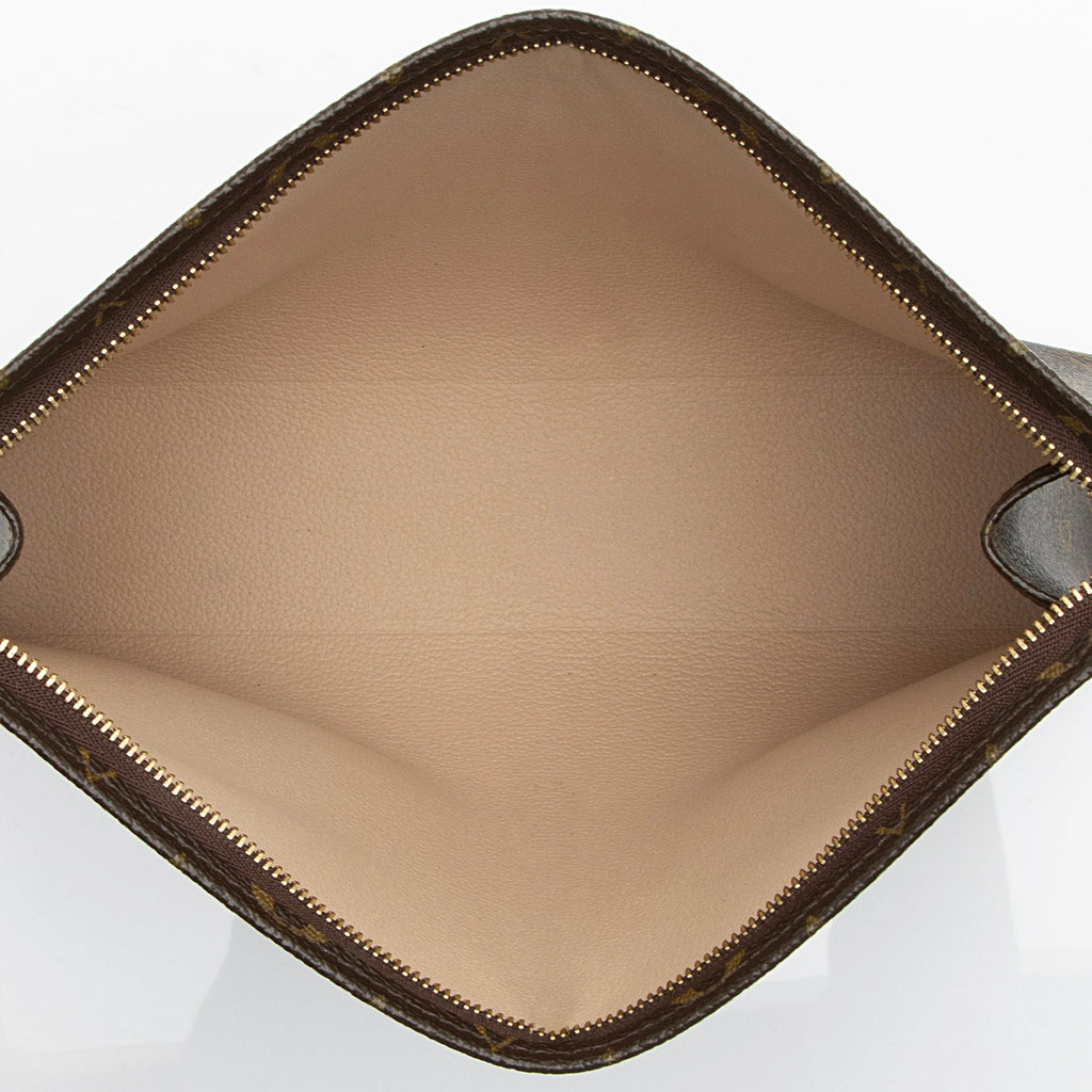 Louis Vuitton Monogram Canvas Toiletry Pouch 26 (SHF-23146)