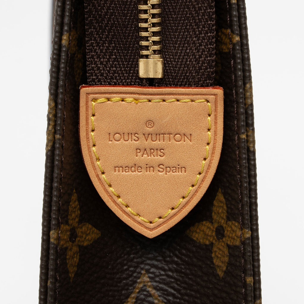 Louis Vuitton Monogram Canvas Toiletry Pouch 26 (SHF-Zg8rIK)