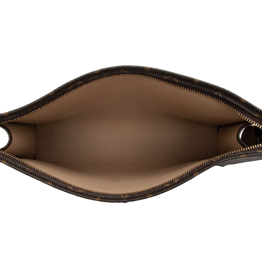Louis Vuitton Monogram Canvas Toiletry Pouch 26 (SHF-6aemvU)