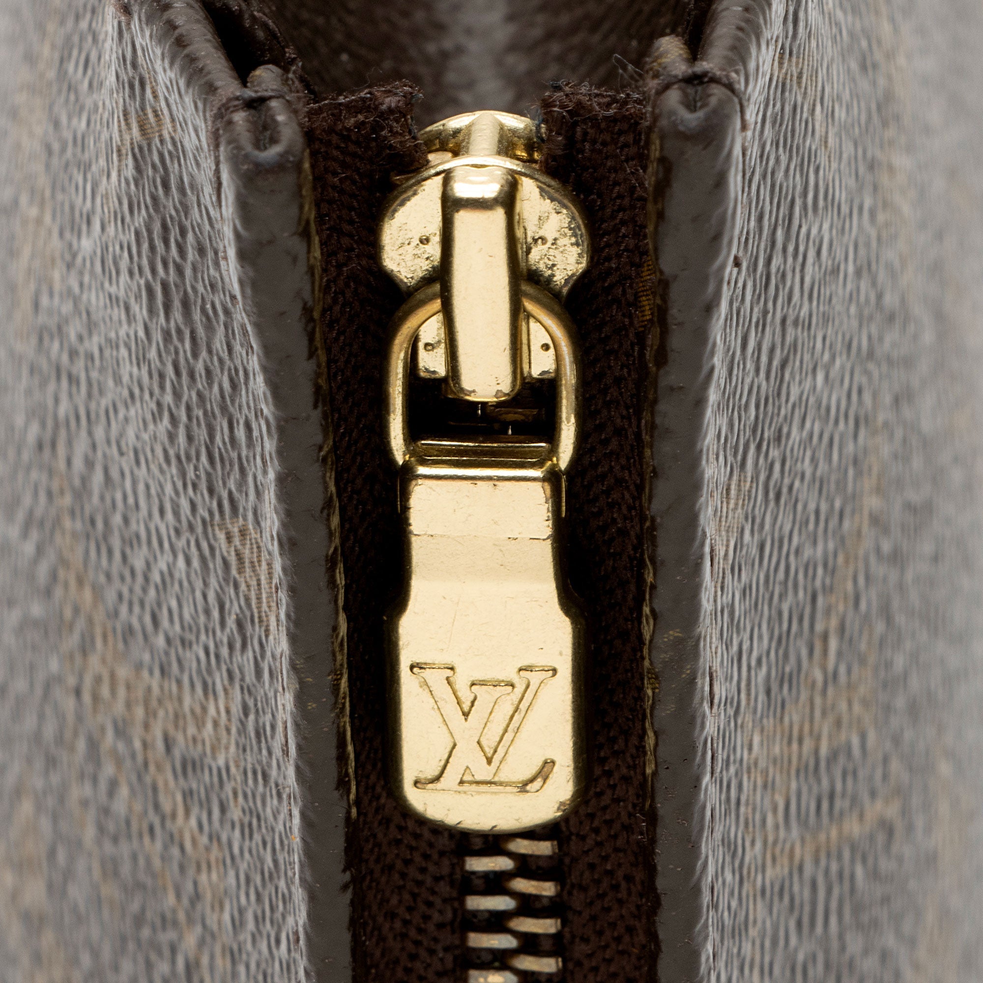 Louis Vuitton Monogram Canvas Toiletry Pouch 26