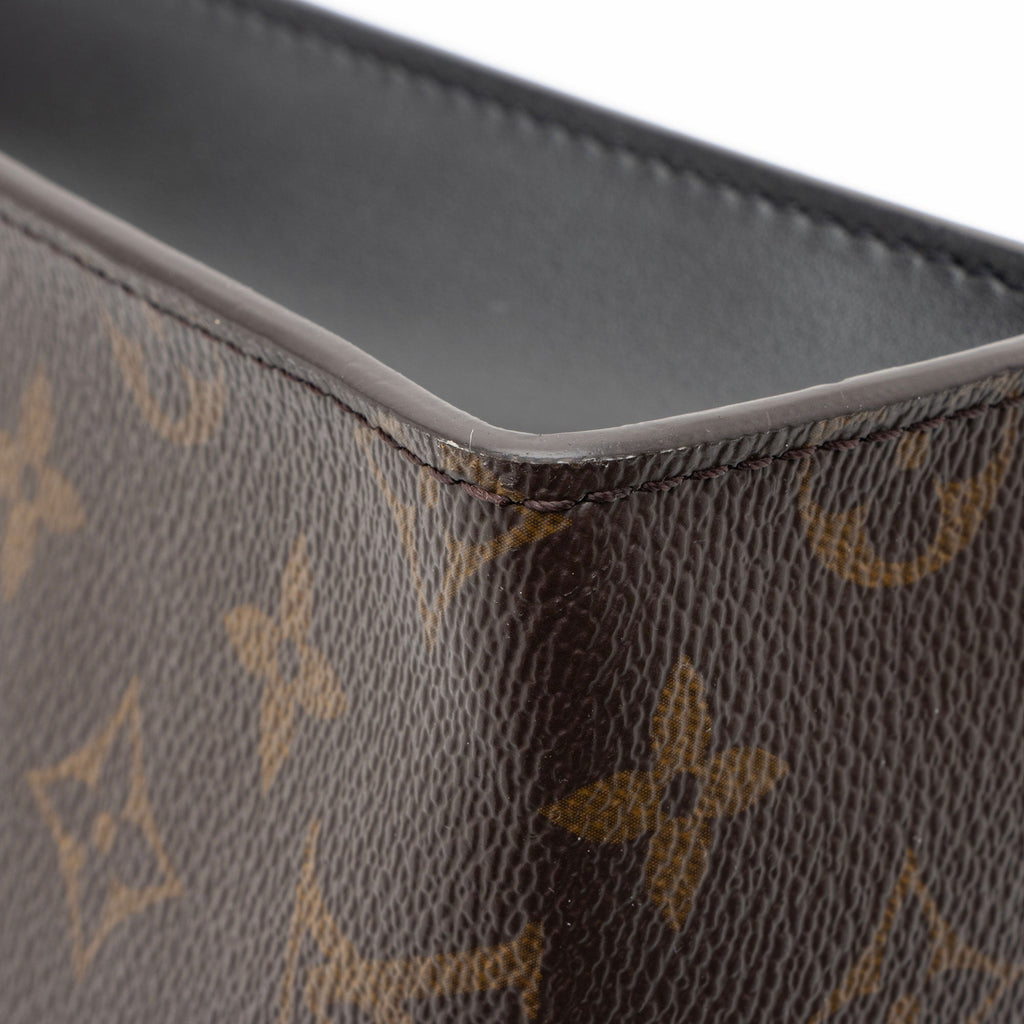 Louis Vuitton Monogram Canvas Toiletry Pouch 26