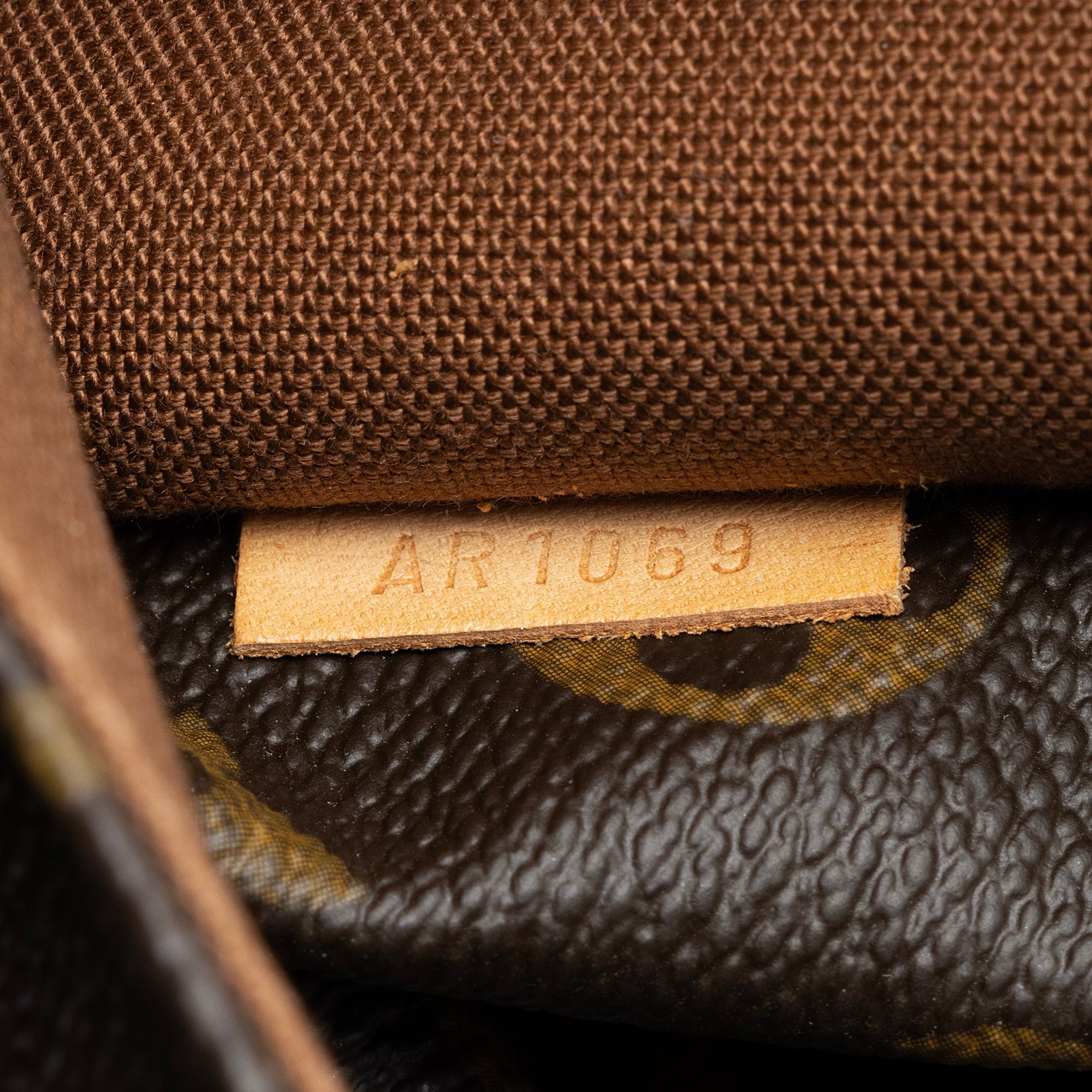 Louis Vuitton Monogram Canvas Totally GM Tote (SHF-QOtKsd)