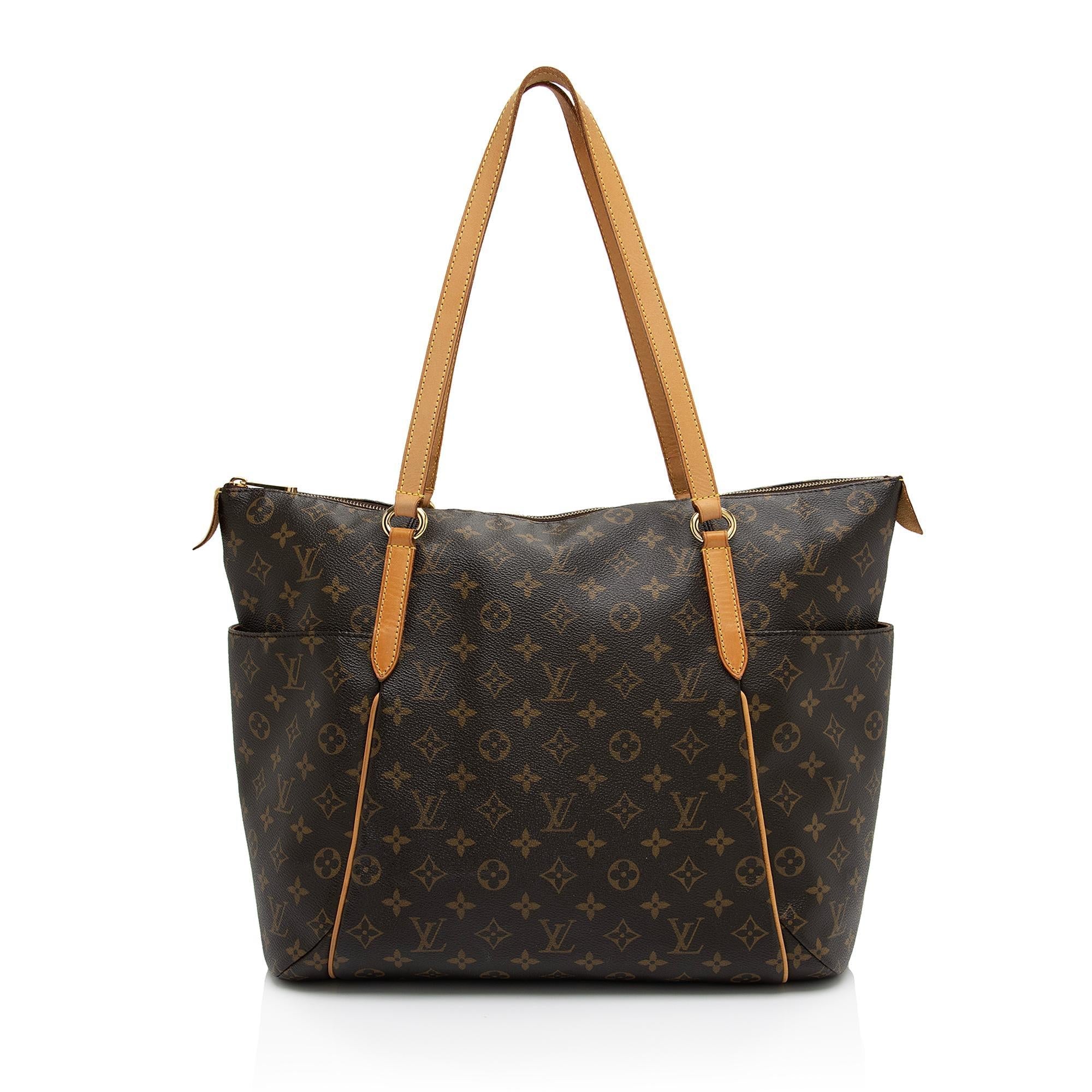 Louis Vuitton Monogram Canvas Totally GM Tote (SHF-QOtKsd)
