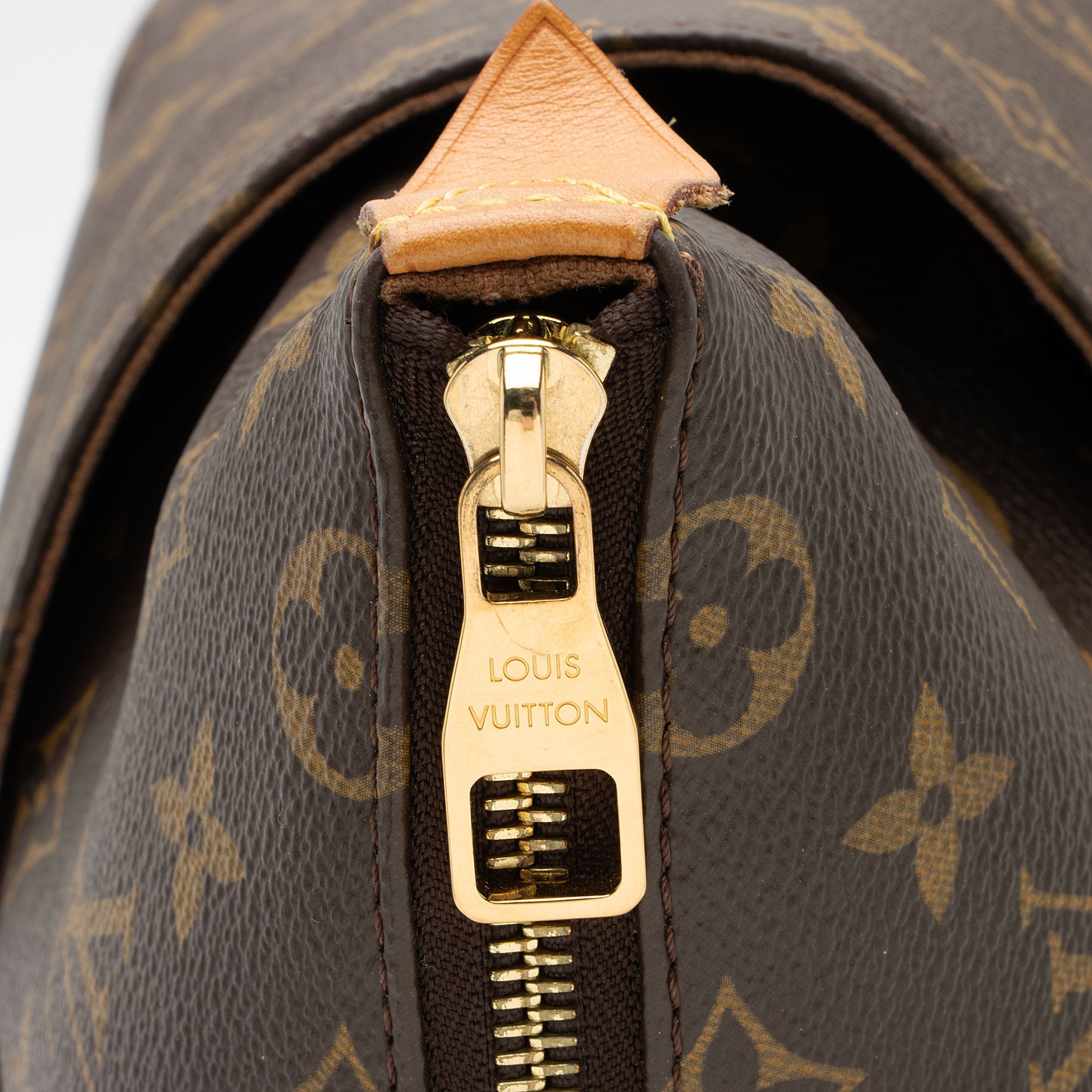 Louis Vuitton Monogram Canvas Totally MM Tote (SHF-SD2bsH)
