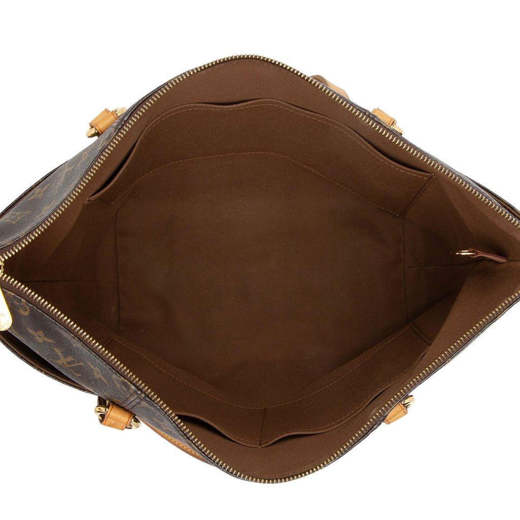 Louis Vuitton Monogram Canvas Totally MM Tote (SHF-zHrgRV)