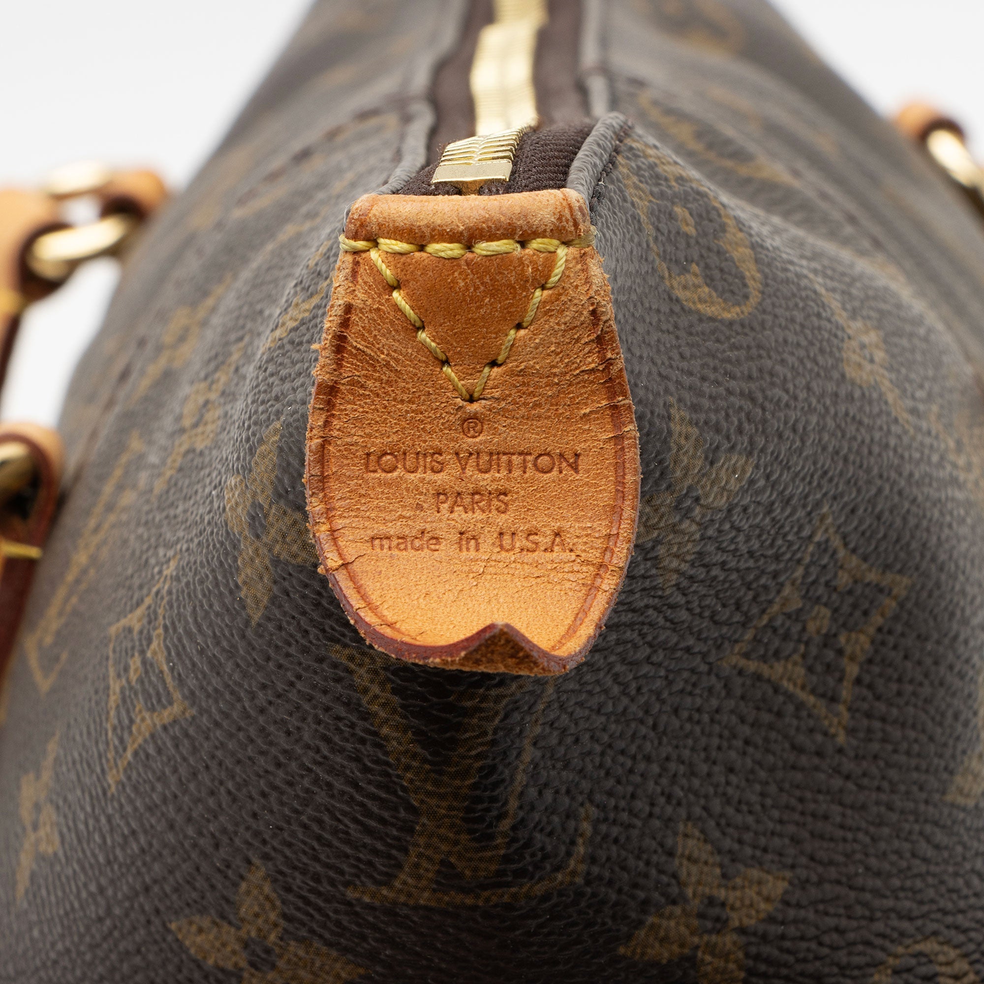 Louis Vuitton Monogram Canvas Totally MM Tote (SHF-2Dq2mz)
