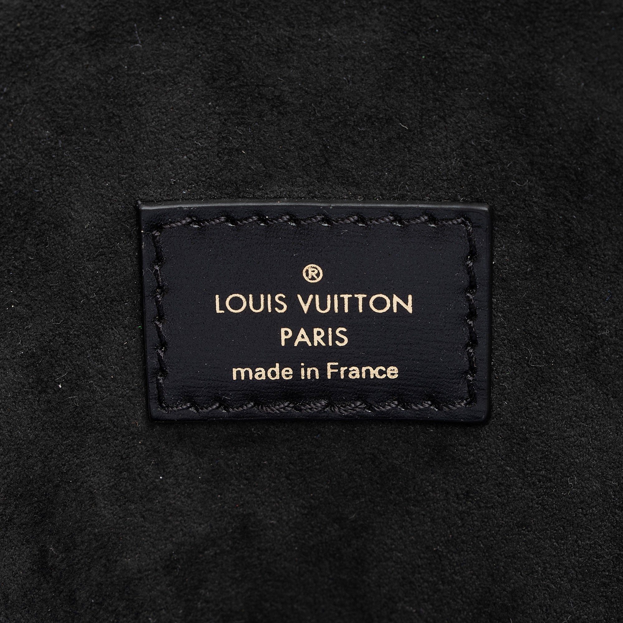 Louis Vuitton Monogram Canvas Toupie Shoulder Bag (SHF-2y9oOE)